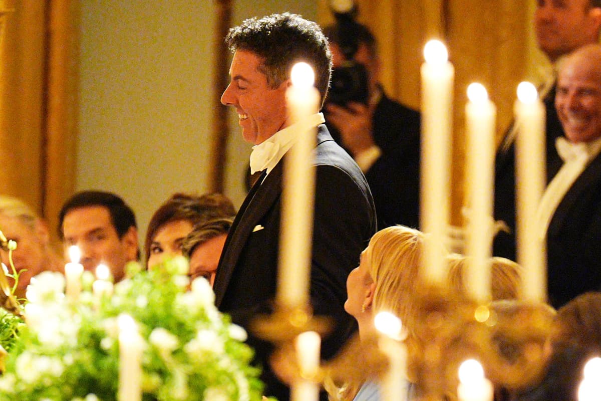 Unconquerable Image Donald Trump interrupts speech to praise Rory McIlroy’s ‘unconquerable ...