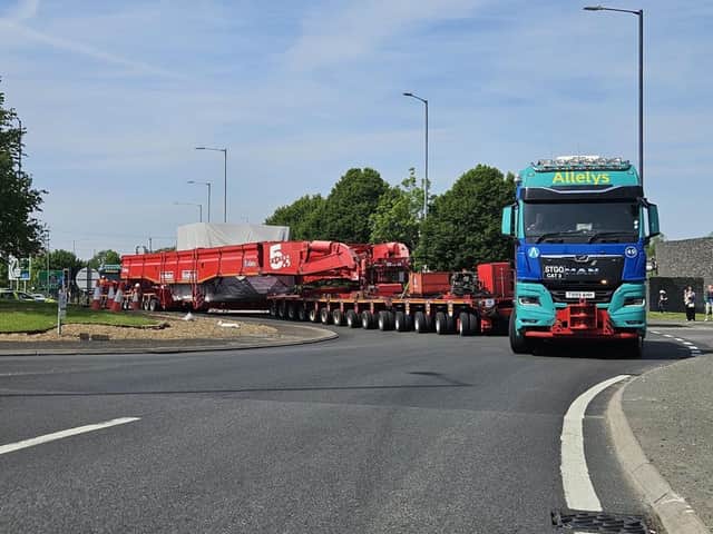 Drivers warned of severe weekend disruption as 81m convoy travels ...