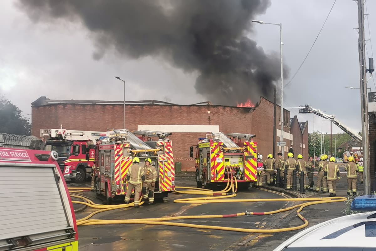 Large Wolverhampton blaze being scaled down after crews tackle factory ...