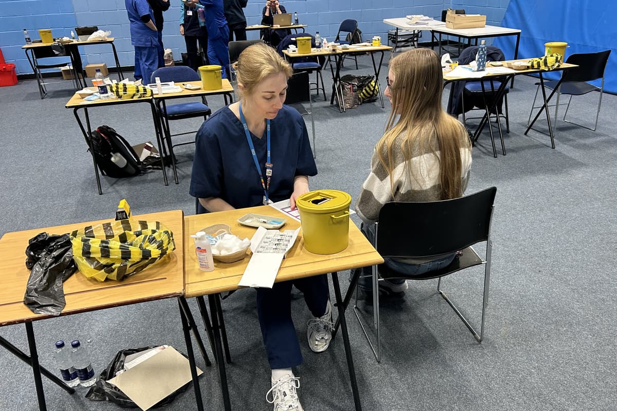 Vater eines an Meningitis verstorbenen Studenten würdigt seinen ...