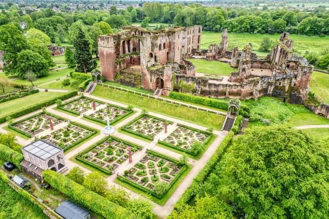 Elizabethan Gardens at Kenilworth Castle, English Heritage.