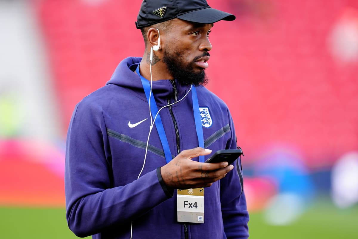 Englands Nationaltrainer verrät, dass Gespräche zur „Klärung der Lage“ den ...