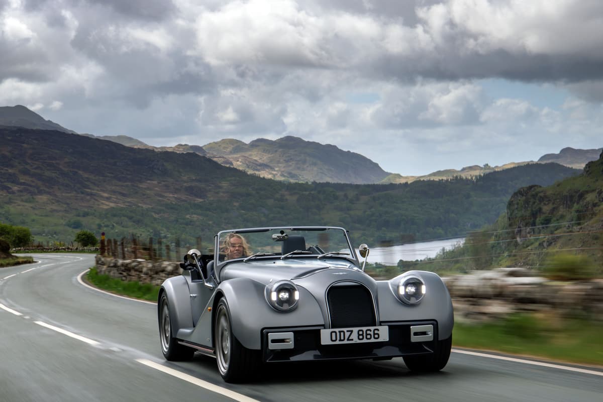 First Drive: Supersport 400 shows Morgan at maximum attack
