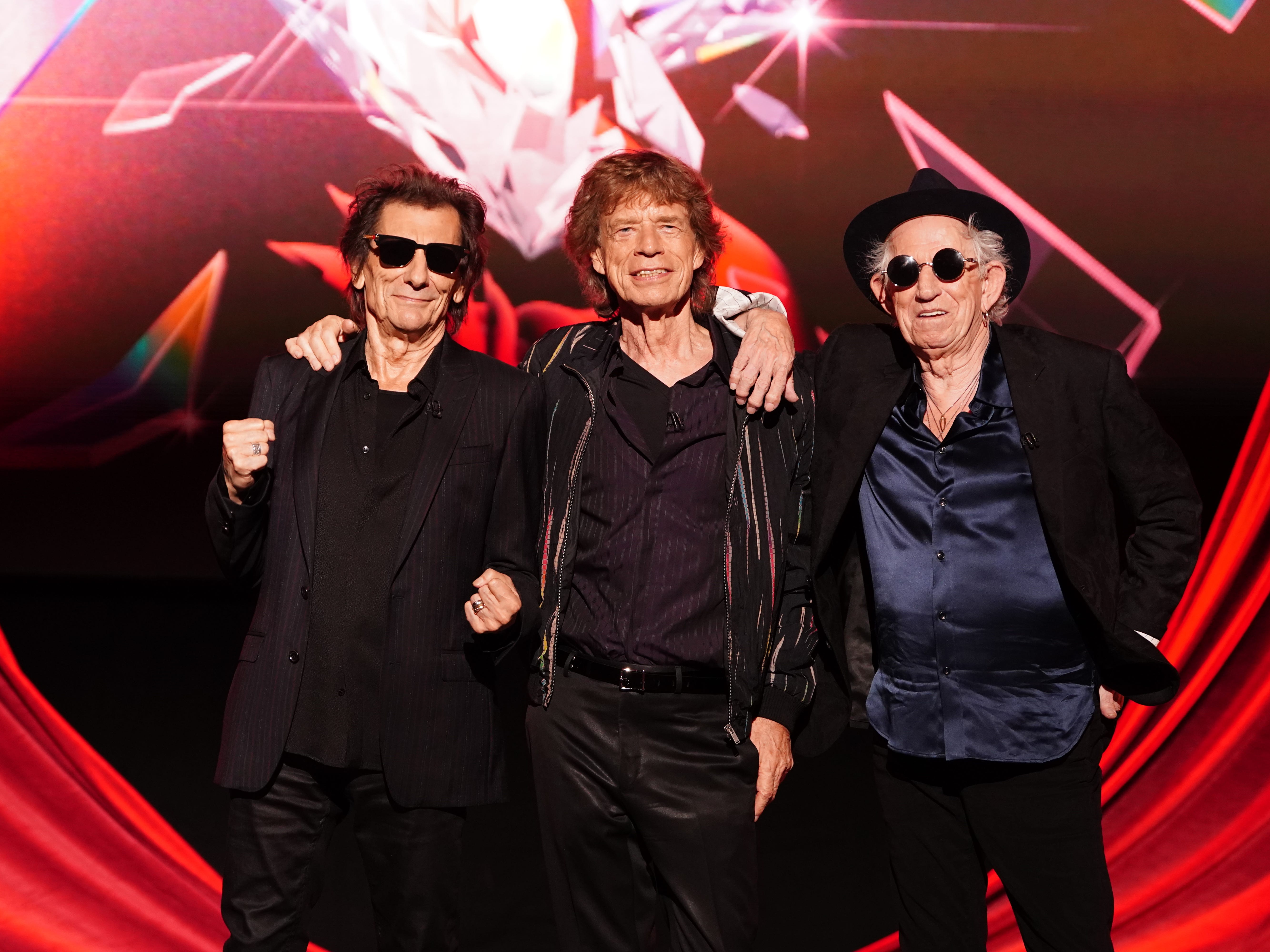 Die Rolling Stones kündigen ihre neue Single „Jealous Lover“ vor der ...