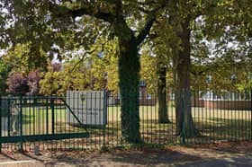 Stourport High School & VIth Form College has issued guidance around the hot weather for uniforms