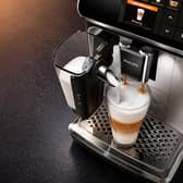 Philips’ automatic espresso machine is designed to deliver fresh coffee with minimal effort, making it ideal for busy mornings.