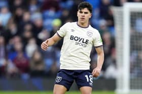Mateus Fernandes on the ball for West Ham