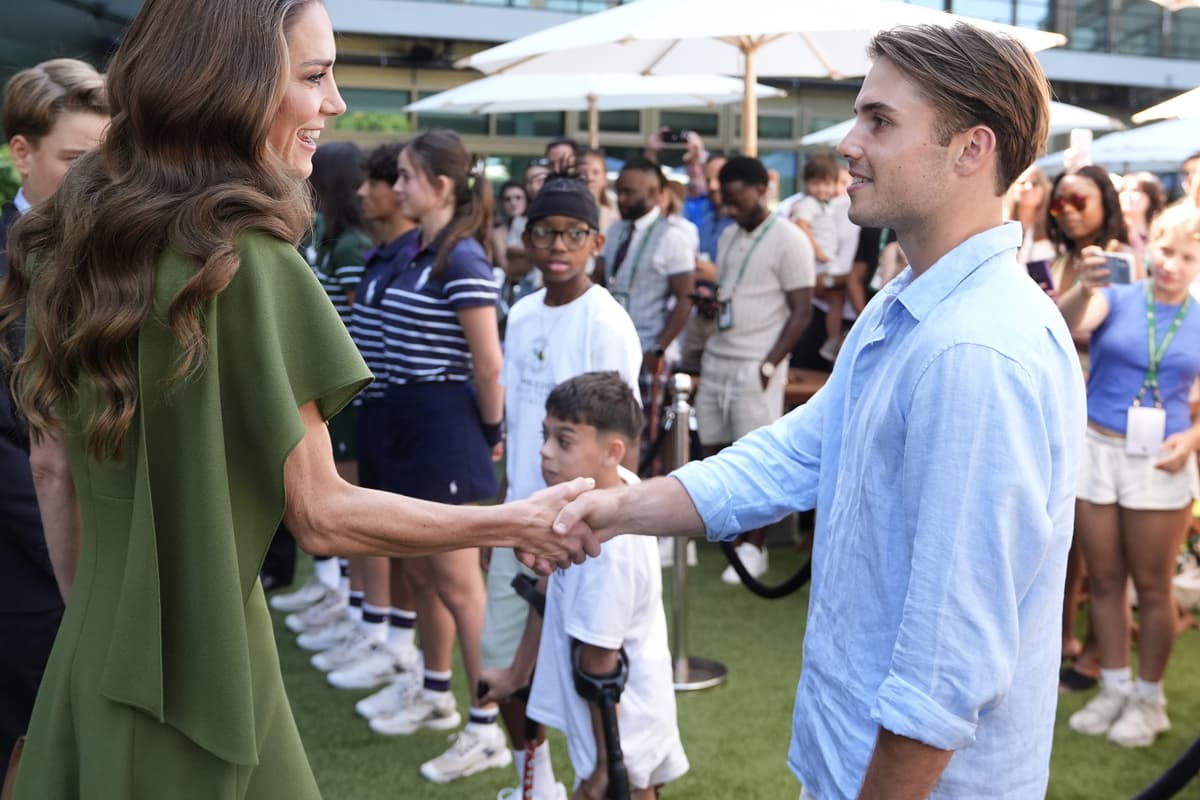 Arthur Fery tells Kate that George and Charlotte can play tennis with him