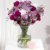 Celebrate birthdays with confidence by choosing bouquets from Bunches, the customer-voted UK's favourite family business. 