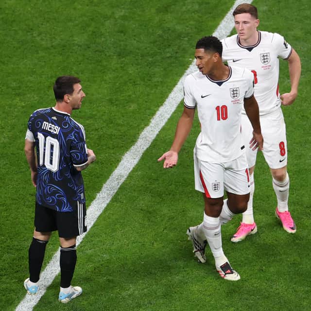 Lionel Messi and Jude Bellingham argue