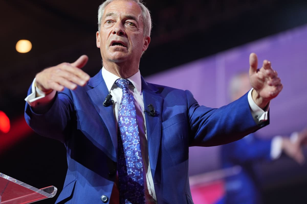 Farage fordert Neuwahlen und behauptet, Burnham habe kein Mandat für die ...