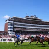 Symbol Of Honour returned to winning ways at Newbury