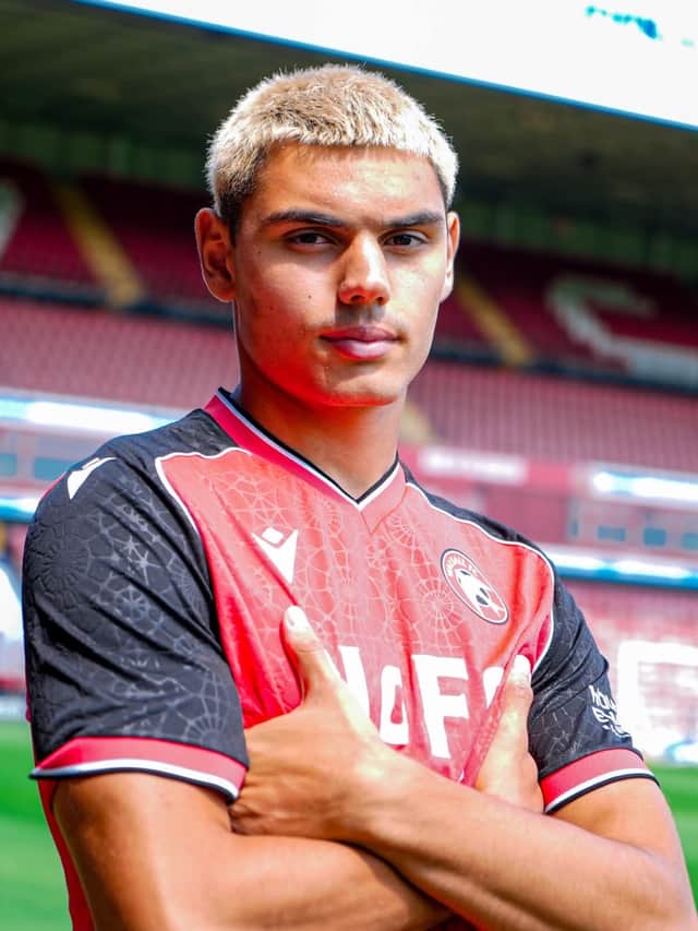 24-year-old Skura becomes the Saddlers' eighth signing of the summer window.