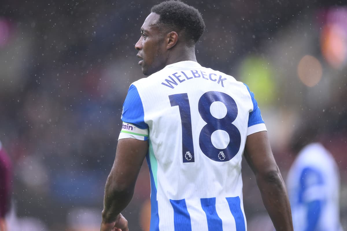 Chelsea in talks to sign veteran striker Danny Welbeck from Brighton