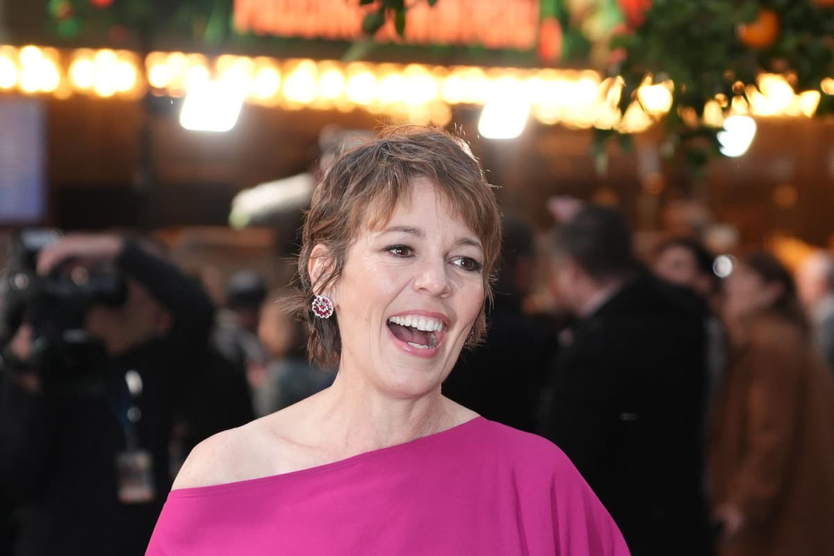 Olivia Colman spielt in der sechsten Staffel von „Only Murders in the ...