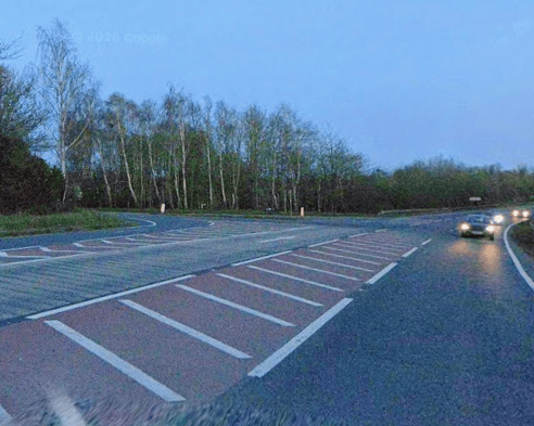 A stretch of the A5 near the Queen's Head junction