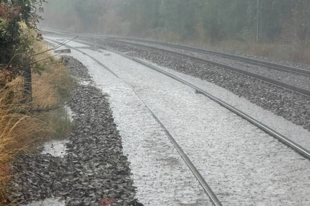 Replacement road transport has been ordered to carry passengers between Hednesford and Rugeley Trent Valley