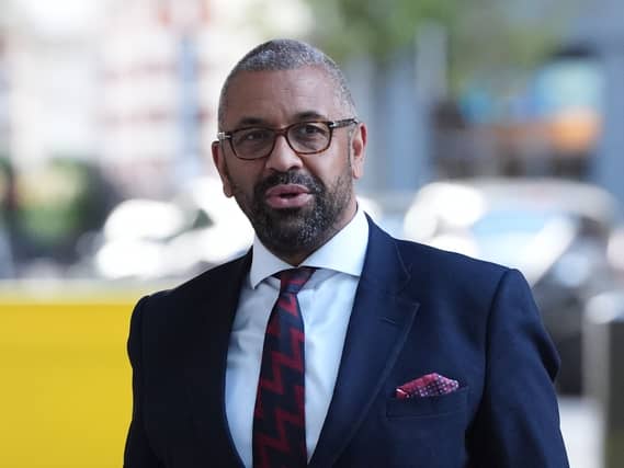 Si James Cleverly