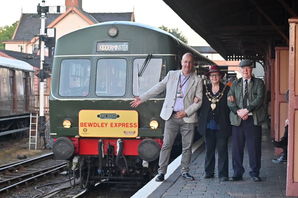 Train driver Bob Dunn (right), Bewdley Mayor Sharon Harvey (middle) and Severn Valley Director Gus Dunster (left)