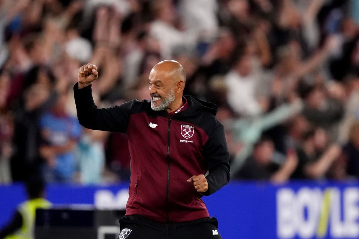 Nuno Espirito Santo lobt Divine Mukasa nach dessen zwei Toren gegen die ...