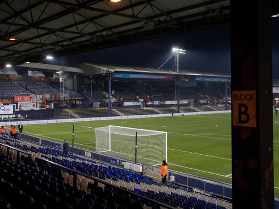 General view of Kenilworth Road