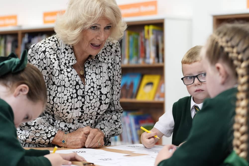 The Queen talks to local schoolchildren