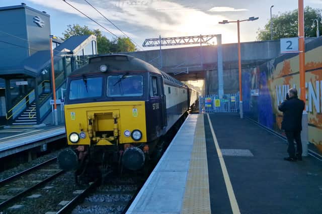 The Northern Belle arrives at Willenhall Station