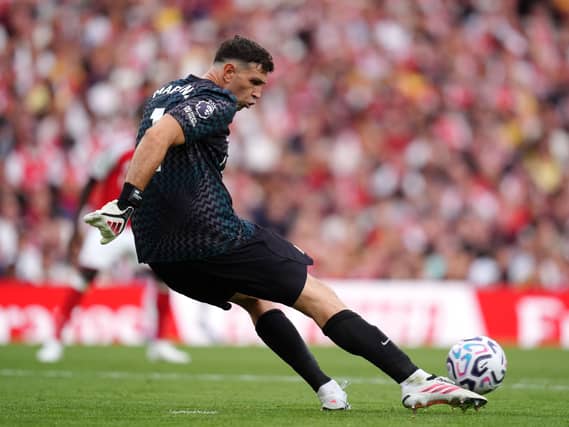 Emiliano Martinez in action