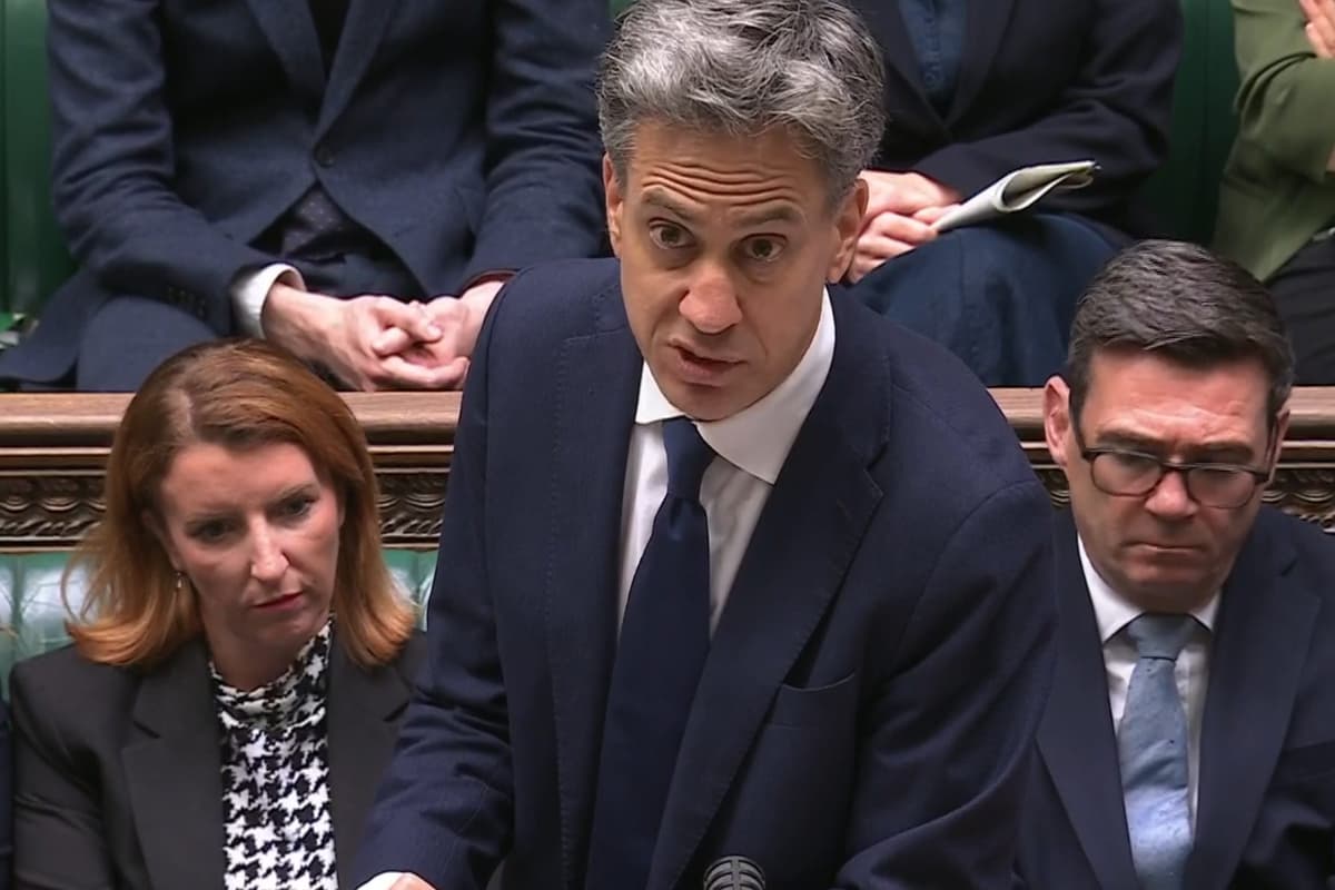 Miliband riskiert Gegenreaktionen aus den USA und Israel, da ...