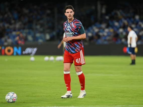 Declan Rice warms up