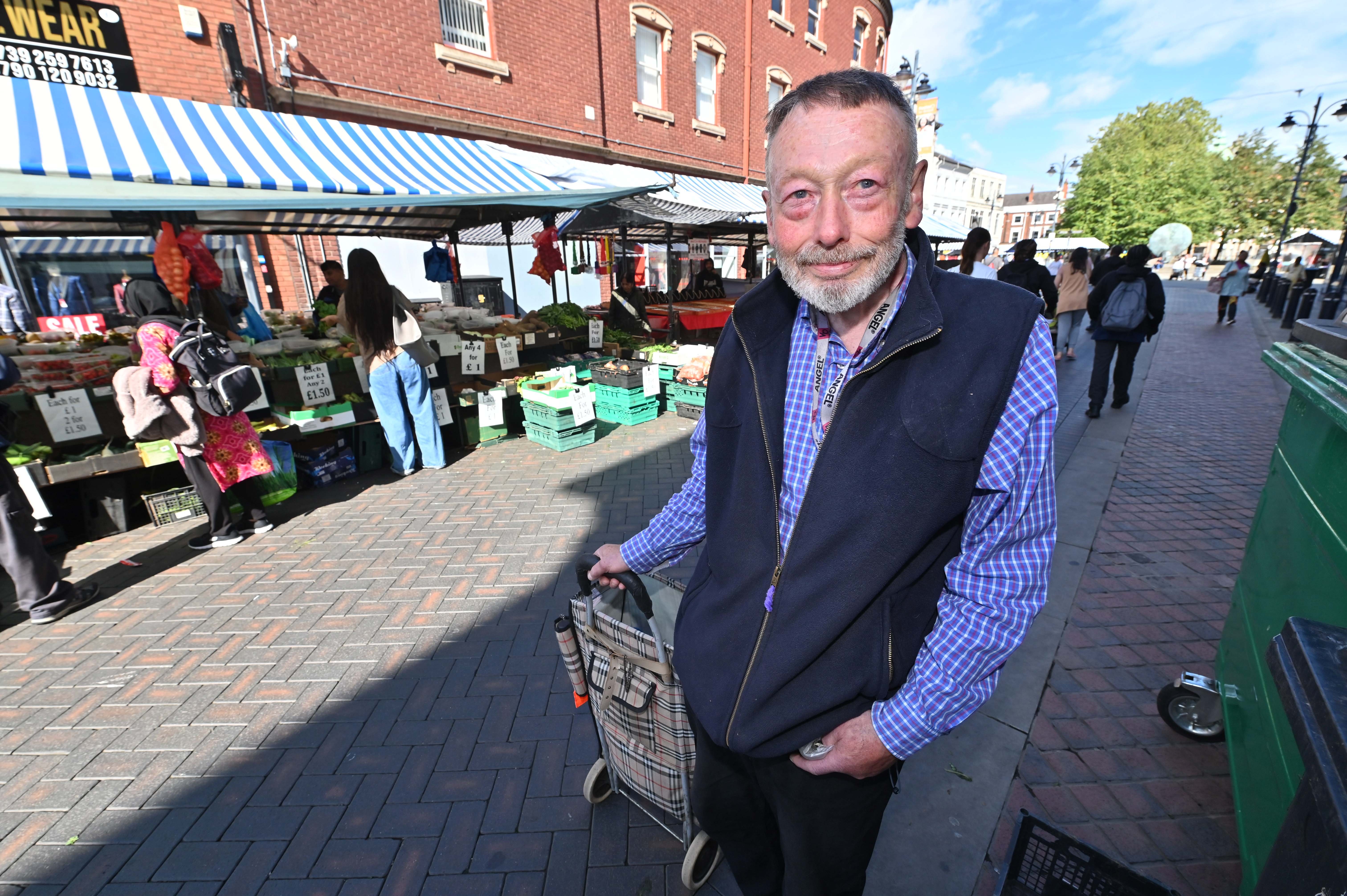 Ich besuchte den Walsall Market, nachdem ich gehört hatte ...