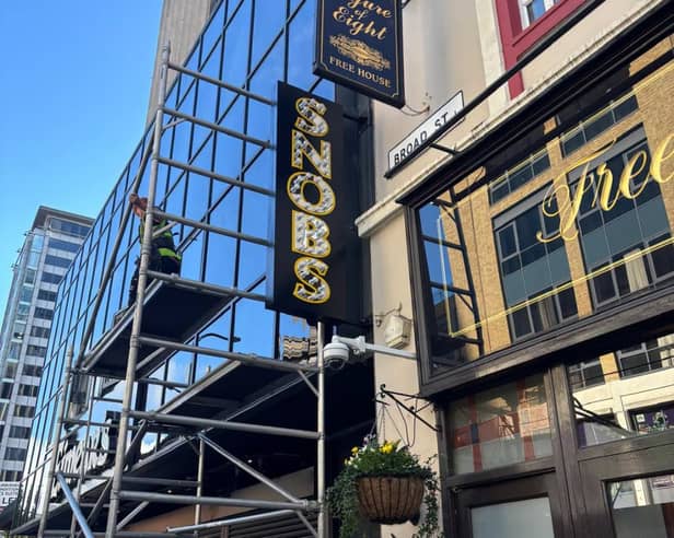 New signage for Snobs, Birmingham
