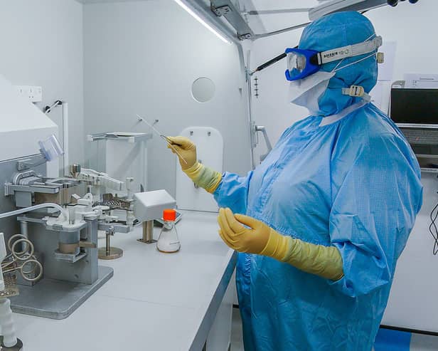 Research worker in a lab