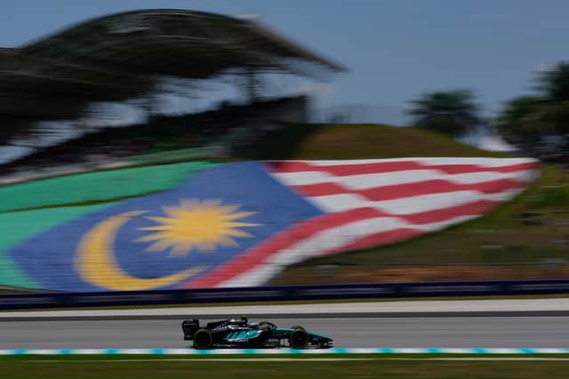 Uk Raft Colours Max Verstappen sets early practice pace for rearranged Bahrain Grand Prix