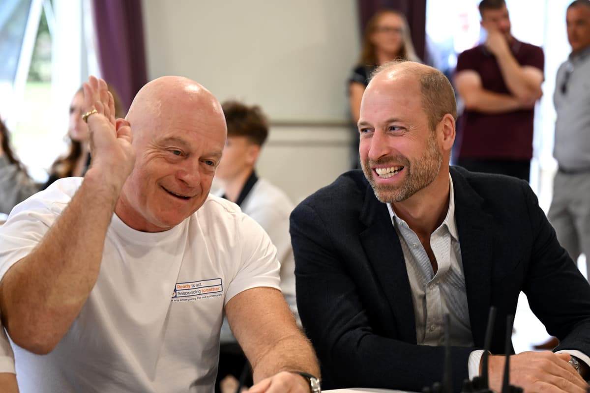 William versucht, Ross Kemp einen Spoiler zu „Celebrity Traitors“ zu ...