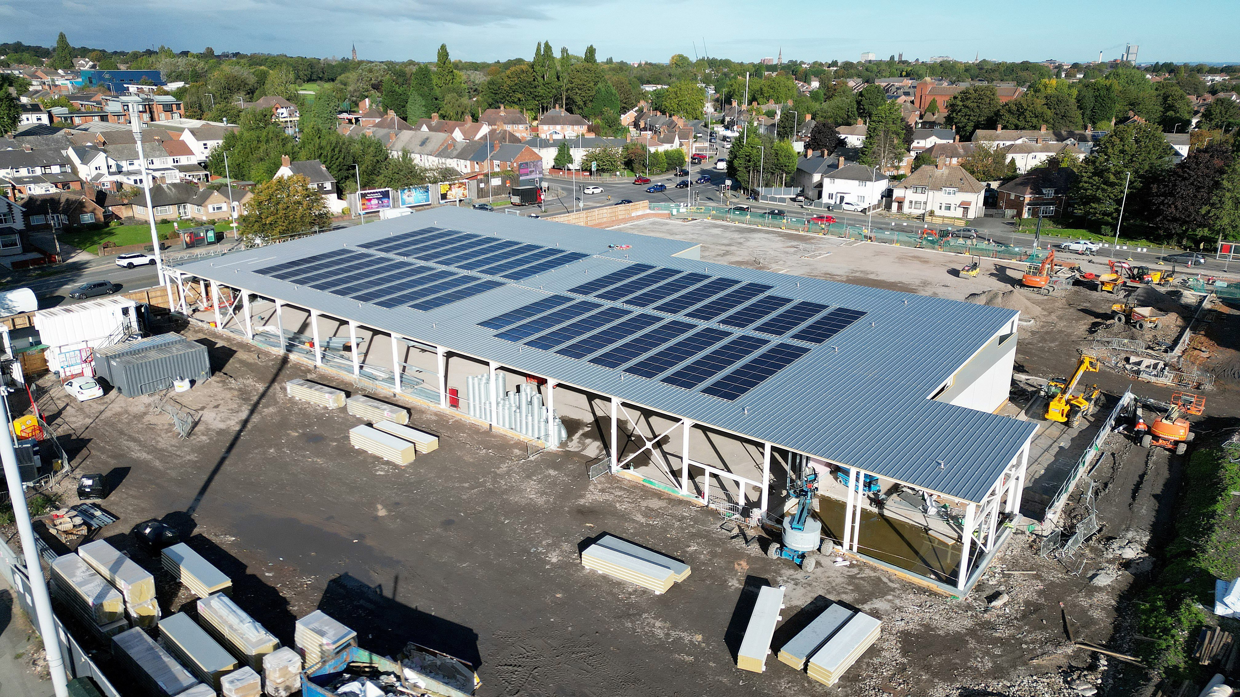 New Wolverhampton Lidl nearing completion as glass panels go in