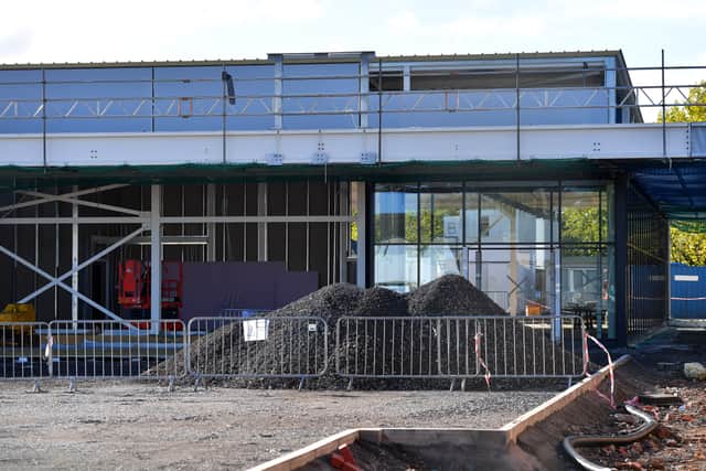New Wolverhampton Lidl nearing completion as glass panels go in