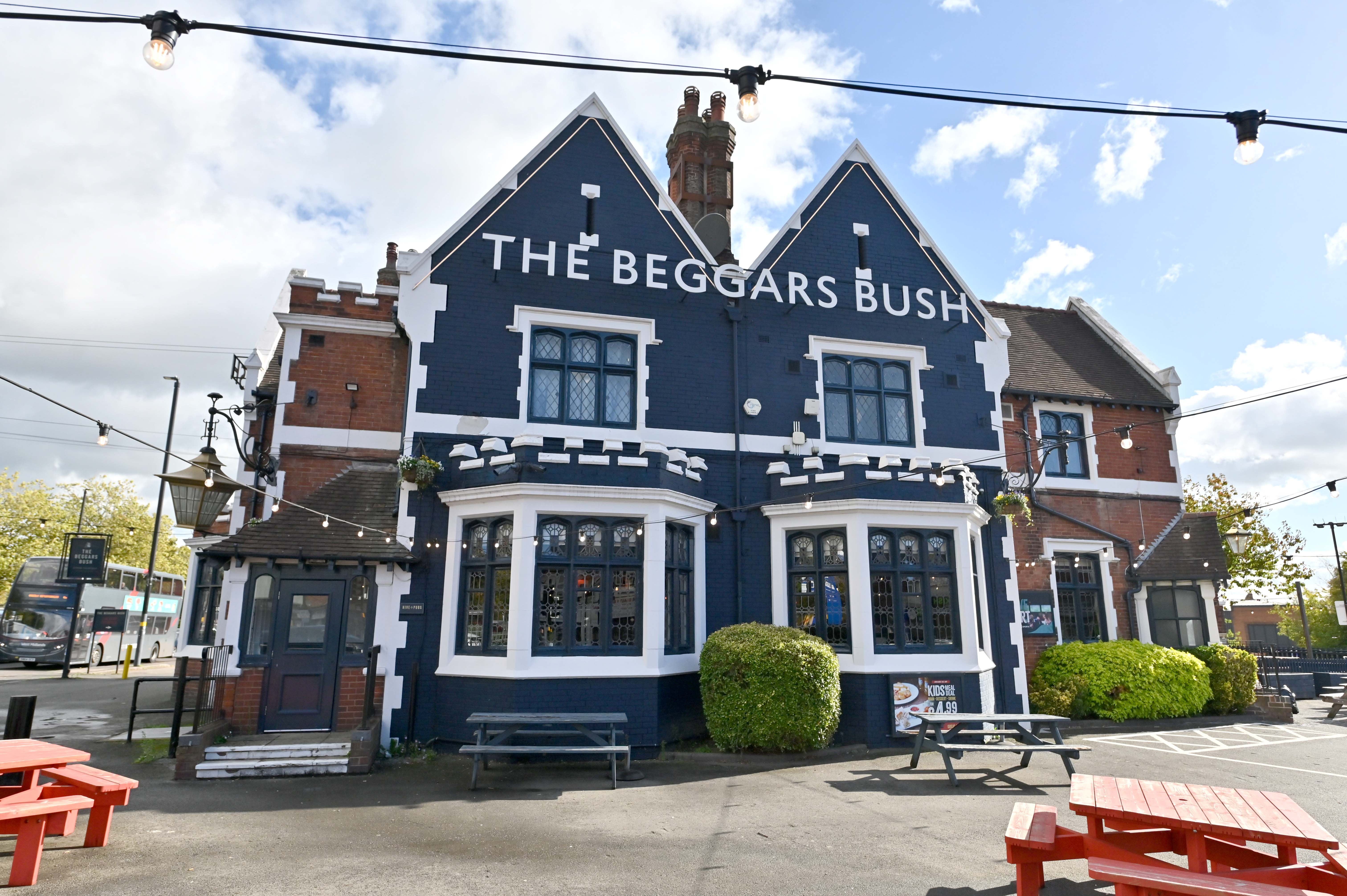 'Staff attempted to save the life of man stabbed outside Sutton ...