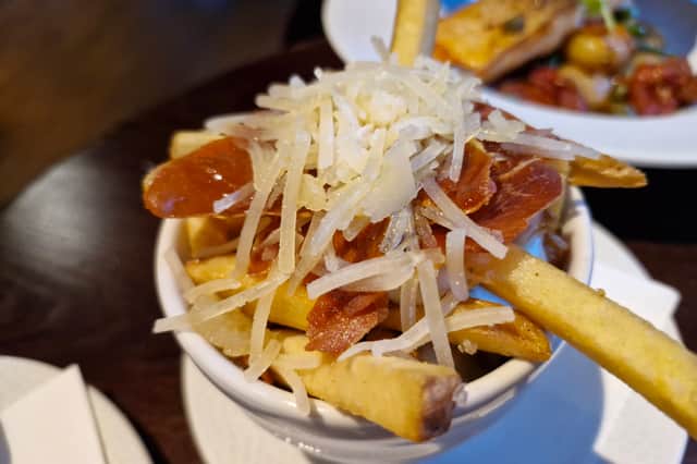The Billionaire's Fries were really indulgent, zinging with flavour