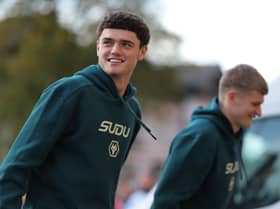 Sean Neave arrives at Molineux
