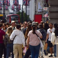UK economy unexpectedly grows 0.1% in August
