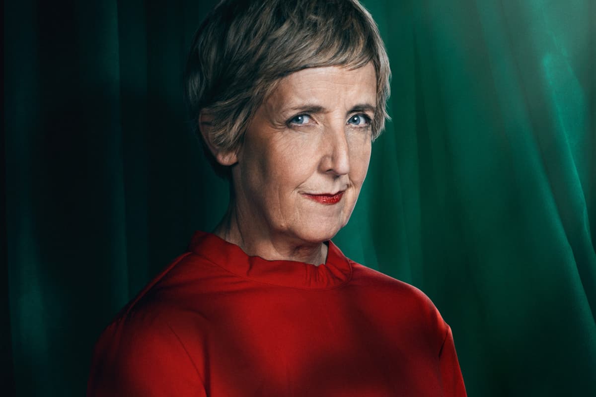 James Acaster enthüllt den wahren Grund für Julie Hesmondhalghs Ausschluss ...