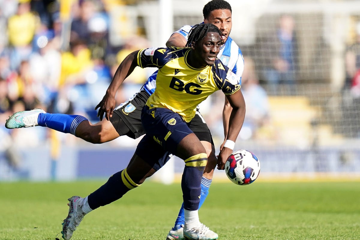 Nine-man Oxford hold on for a point at Mansfield