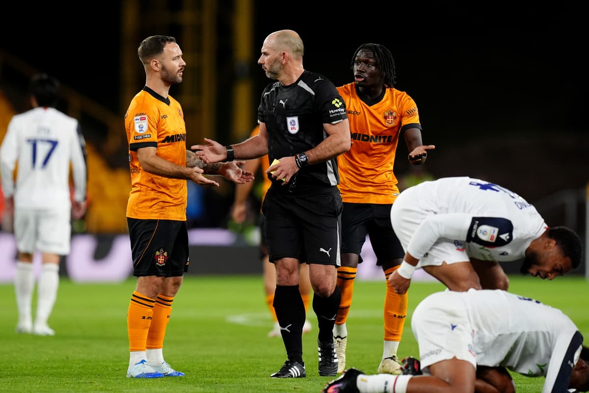 Sie geben einem Wolves-Spieler 1/10 Punkte gegen Bolton – | Fanbewertungen