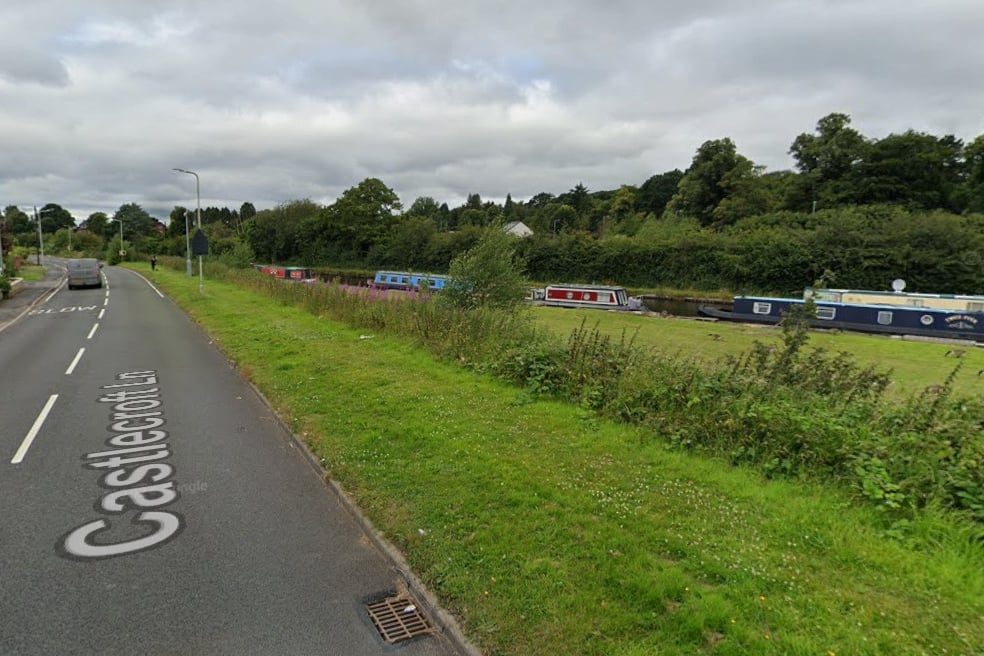 Public urged to stay away as fire crews battle blaze on Wolverhampton canal