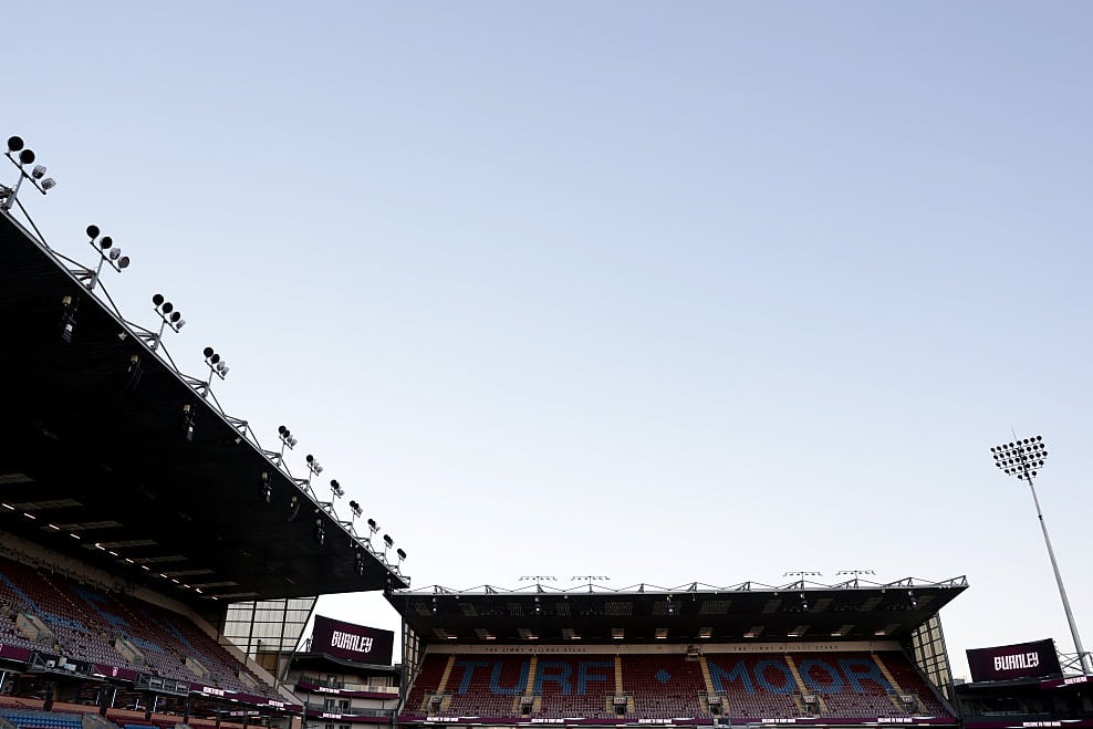 Wolves seek return to winning form at Burnley