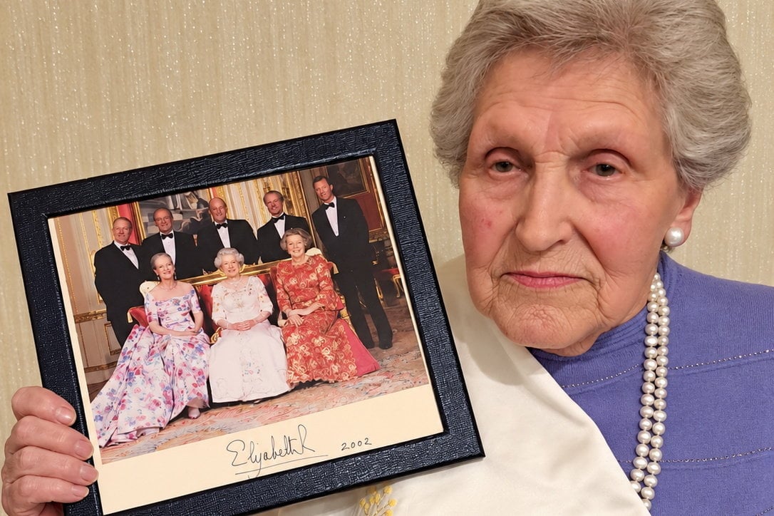 Queen's charity shop secret revealed by former dressmaker