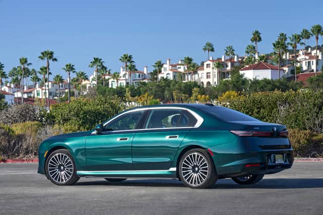 A long wheelbase means there’s plenty of space inside