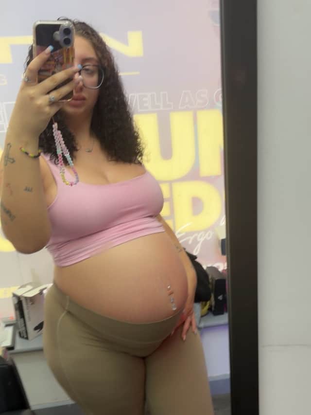 Kelcie Smith during her pregnancy