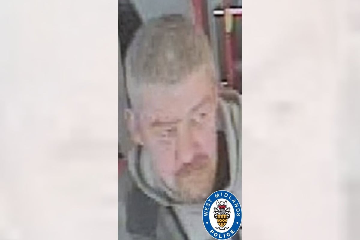Police seek man after racial abuse on Dudley bus
